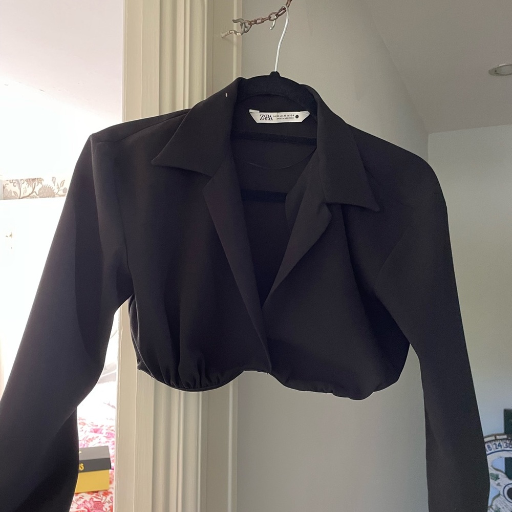 Zara Underwire Cropped Blazer